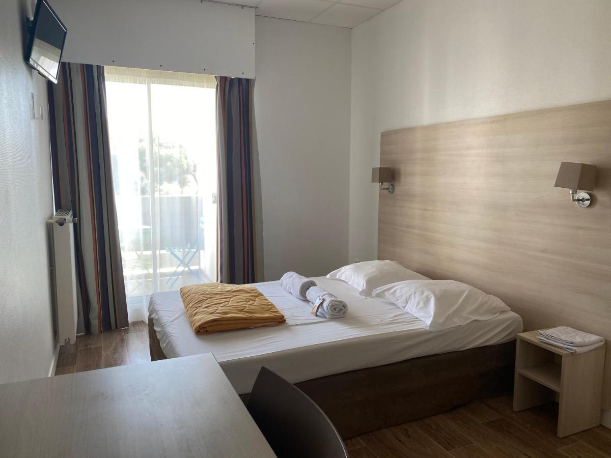 Hostel Auberge De Jeunesse La Rochelle  Zewnętrze zdjęcie