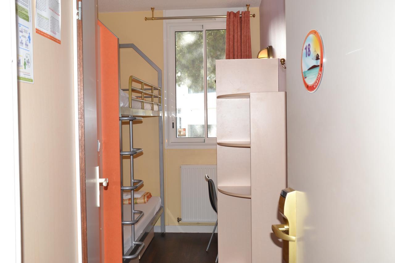 Hostel Auberge De Jeunesse La Rochelle  Zewnętrze zdjęcie