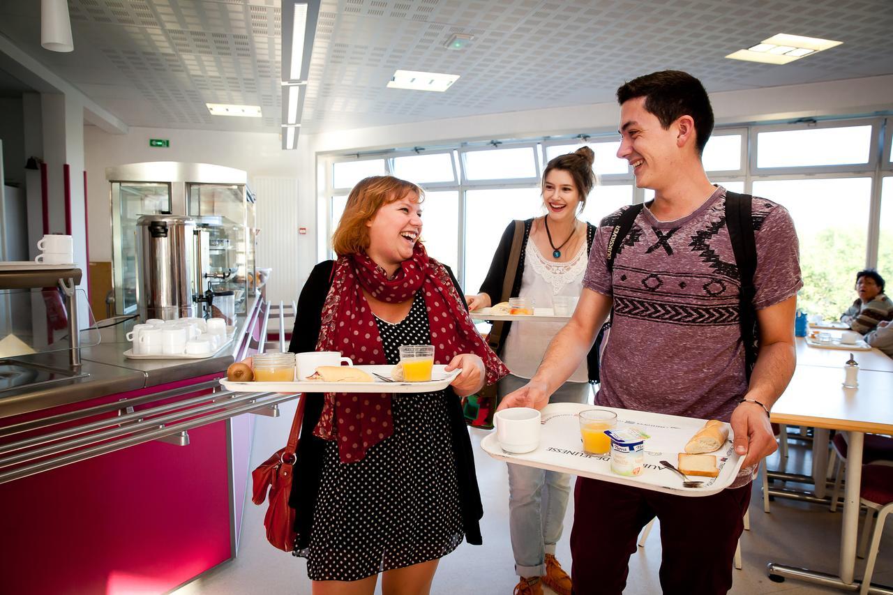 Hostel Auberge De Jeunesse La Rochelle  Zewnętrze zdjęcie